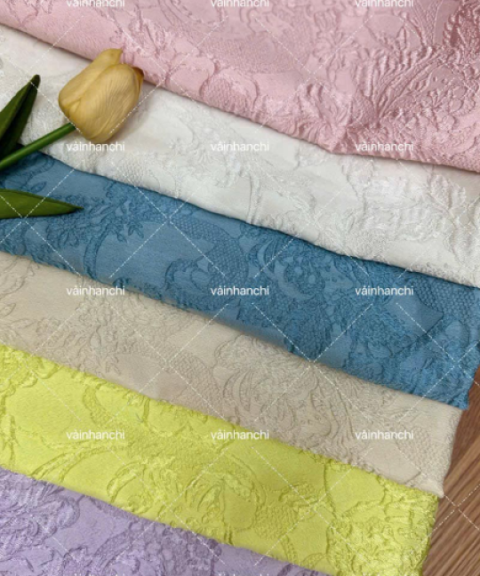 Vải Gấm Hoạ Tiết Xuân