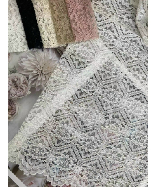 Vải Ren Hoa Nhiều Màu